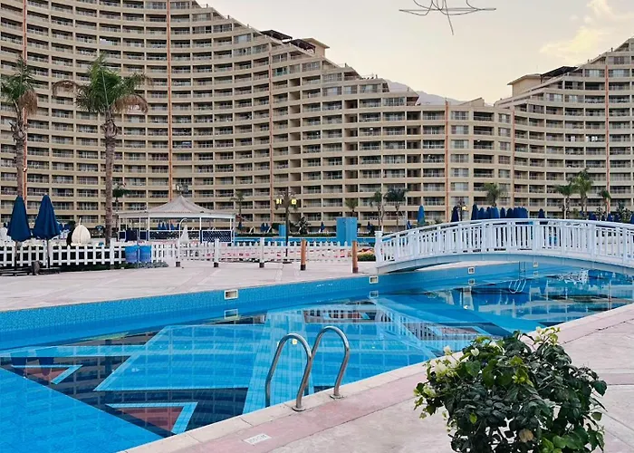 In Porto Sokhna 3*