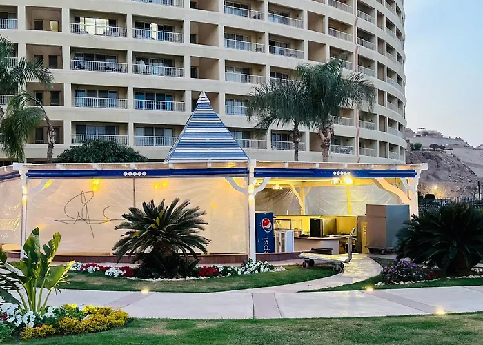 In Porto Sokhna 3*